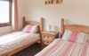 willow lodge cornwall twin bedroom