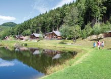 penvale lake lodges north wales setting